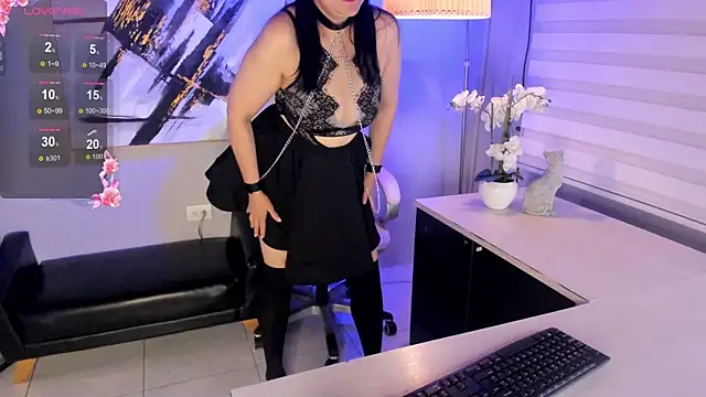 Bella_milff_ webcam
