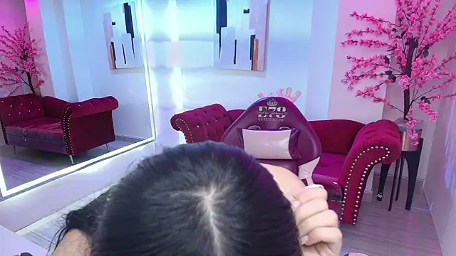 Emily_andrews