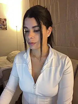 dary_19 - Dary_19's free webcam - UK Sex Cams