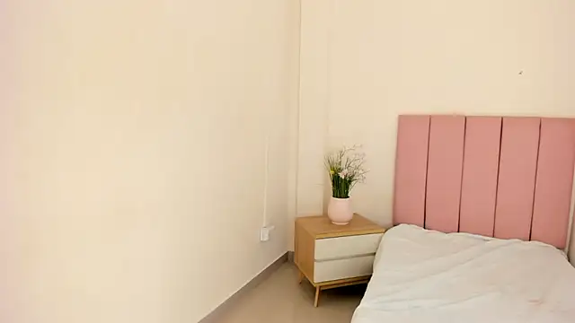 luz_noxentia - Luz_noxentia's free webcam - UK Sex Cams