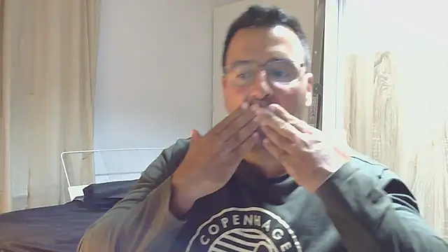 VanillaTime78-Jorge webcam