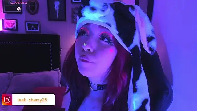 Leah_cherry webcam