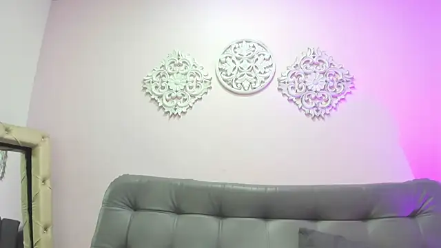 lily_rose1 webcam