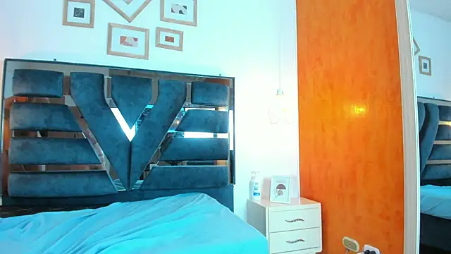 Irina_and_Max webcam
