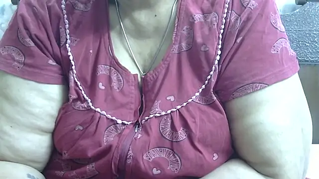 kavya_xx (F mature) - Ass show