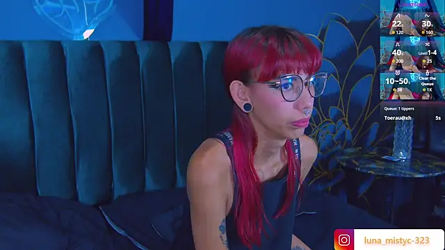 Lunamistyc live sex cam