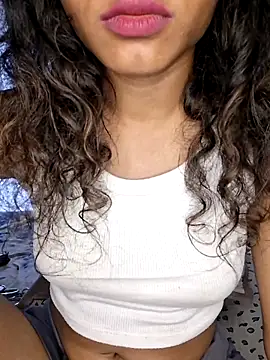 akni_ (Ask my age) - Boobbs show with spiting 💋