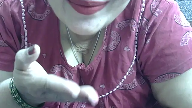 kavya_xx (F mature) - Ass show