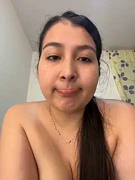 evelyn_1702 webcam