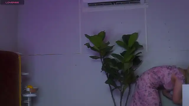 laybunny1 (Ask my age) - MAKE ME WET💦