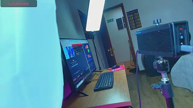 Kittie_Vixen webcam