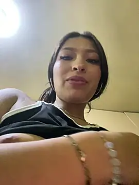 itze_mua (F teen) - 🍑SHOW TITS AND PLAY