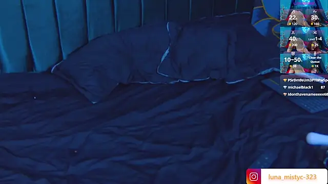 Lunamistyc live sex cam
