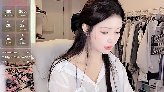 secret-anan (F young) - M腿+上空揉胸《有胸贴》