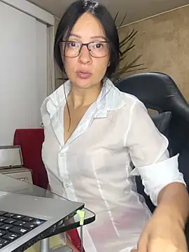valeriavixen - ValeriaVixen's free webcam - UK Sex Cams