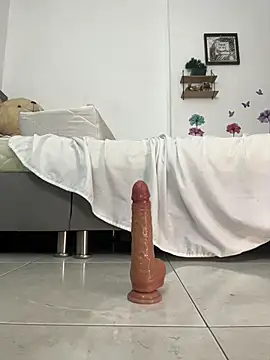 victoria lusty