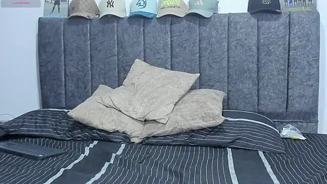 Iamdylan777 live sex cam