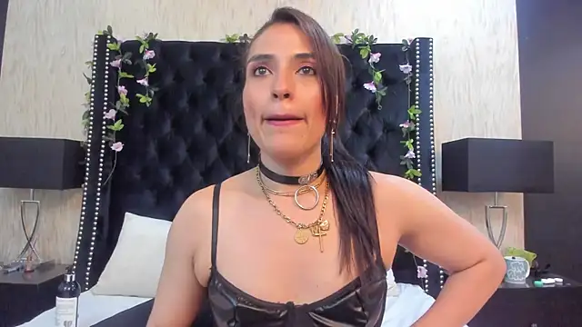 MeganNightt webcam