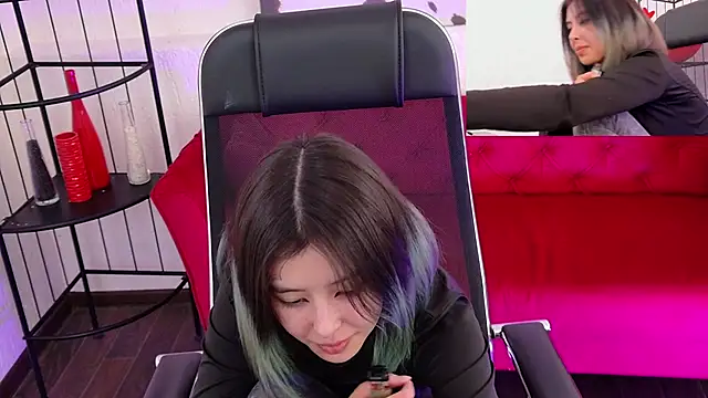 SirenMystiq live sex cam
