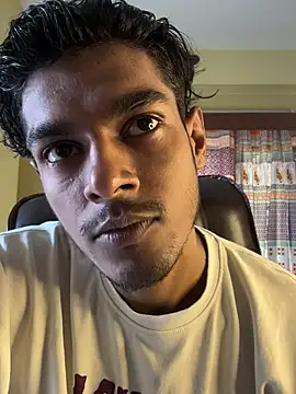 thecatfishh - Thecatfishh's free webcam - UK Sex Cams
