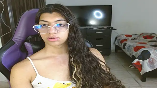 Modella: Alanni_parker