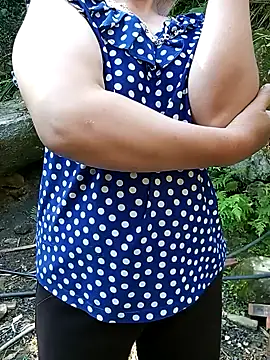 yaja-chan - Yaja-chan's free webcam - UK Sex Cams