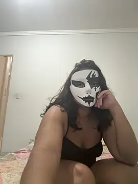 cherrybr01 live sex cam