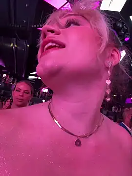 Cutiepiespanks live show