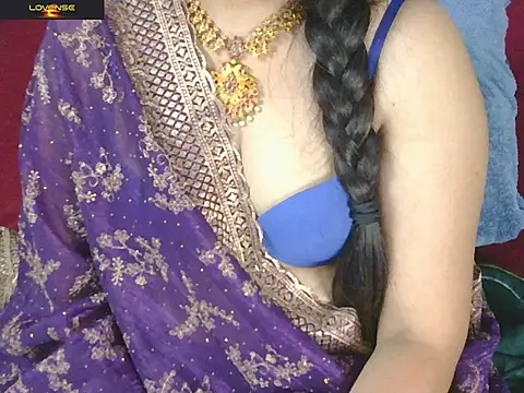 traditional_Jaanvi