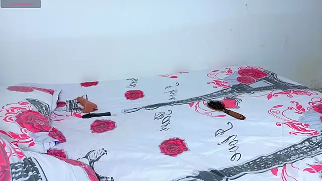Ngina - Trans webcam sex chat