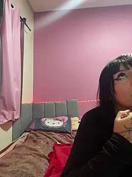 swettiebll live sex cam