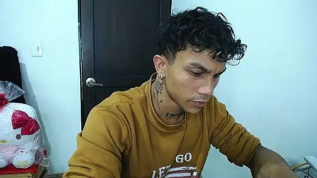 leonard_price - Leonard_Price's free webcam - UK Sex Cams