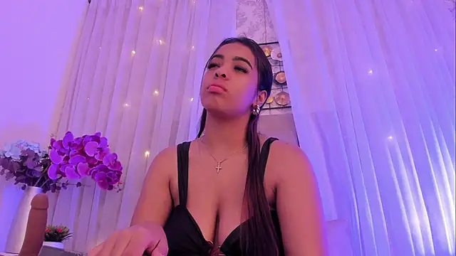 CannelaSmith webcam