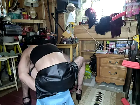 sissyvee - Sissyvee's free webcam - UK Sex Cams