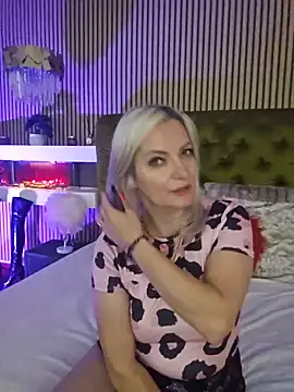 LadyTouch webcam