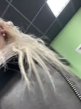 merlindave (Ask my age) - Finger ass /naked 🤪🥵✌️