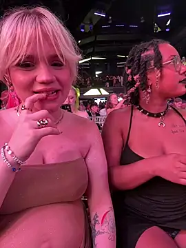 Cutiepiespanks live show
