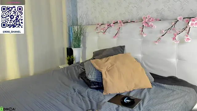 Miss_Shanel webcam