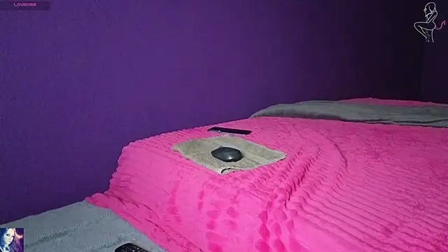 Milla4you_ live sex cam
