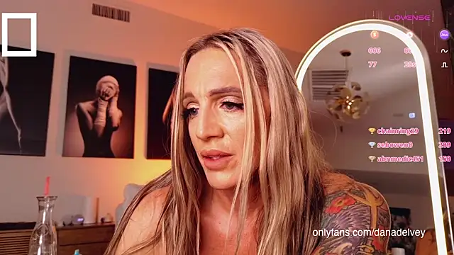 danadelvey - Danadelvey's free webcam - UK Sex Cams