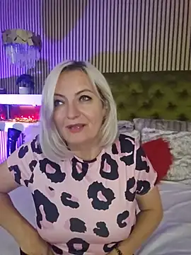 ladytouch (F milf) - 🔥Fuck my ASS🍆BIG DILDO😈