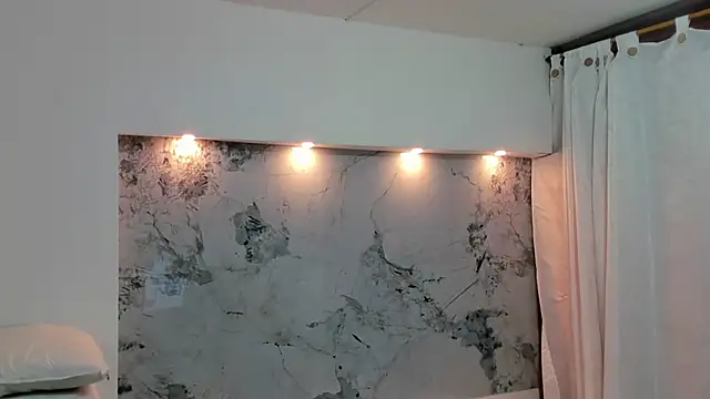 ambeer_red1 (Ask my age) - show tits