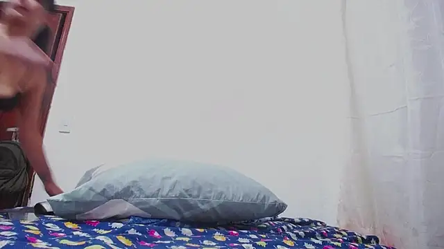 Penelope_bond