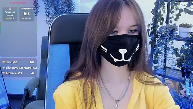 elainebeness (F young) - i like ur style!