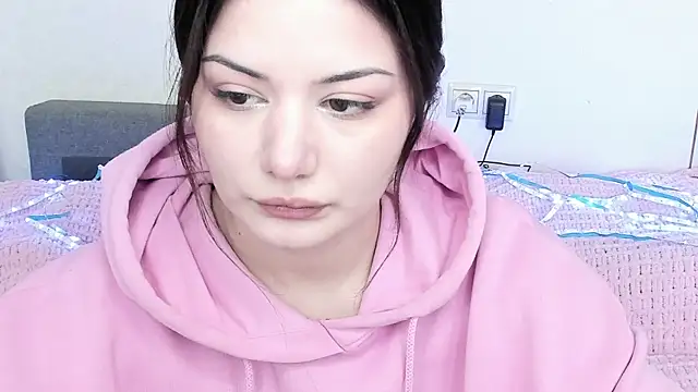 dark_moni (F young) - massage juicy tits