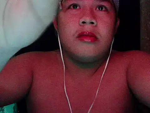 huntrix2025 (M twink) - my goa is to build my dream house