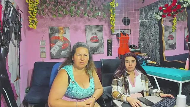 lesbiancuple (G young) - asses with oil all