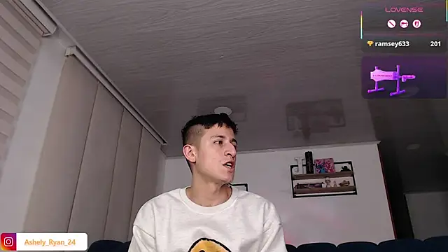 ashely_ryan24 - Ashely_ryan24's free webcam - UK Sex Cams