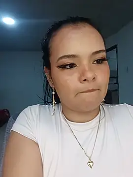emily_rouse23 (F young) - Fully naked