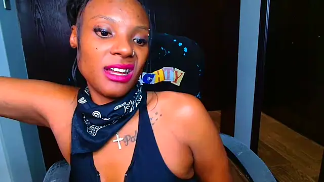 killarrose (Ask my age) - FULL NAKED WITH OIL